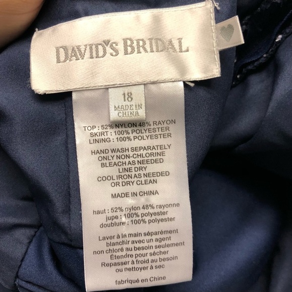 ➕ David’s Bridal Halter Bridesmaid Dress 18 - Picture 6 of 7